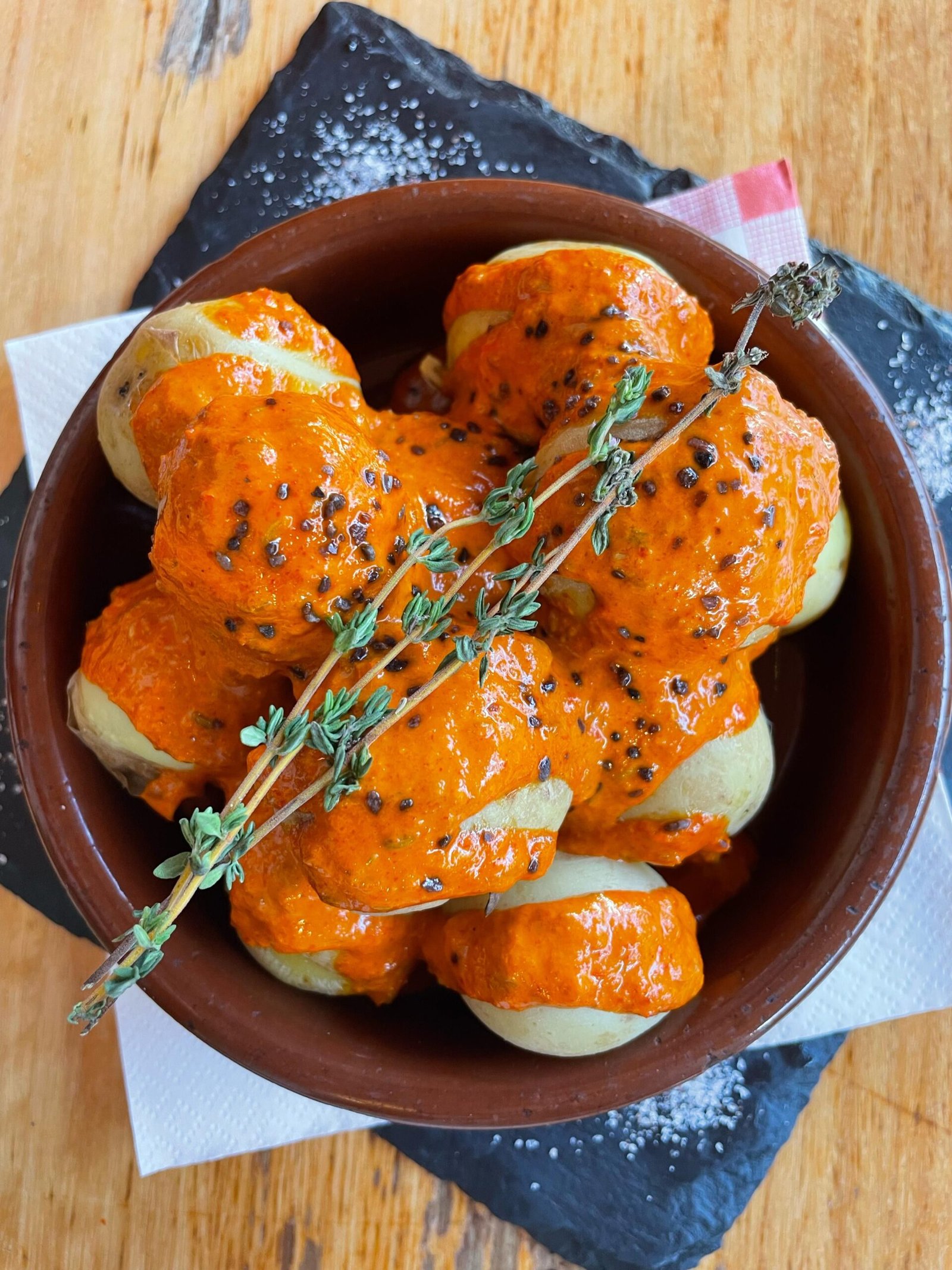 Papas arrugadas with mojo